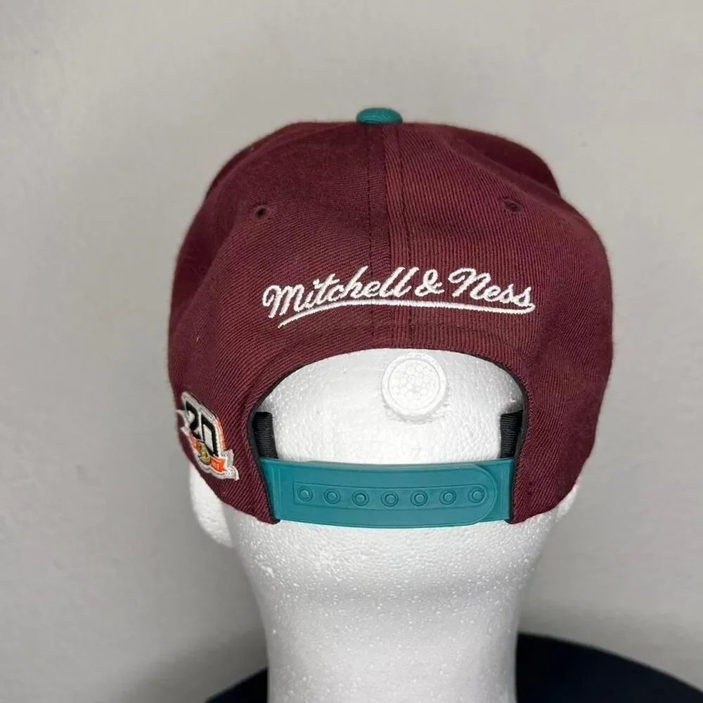 Mitchell-ness Mighty ducks Burgundy and Red Hat